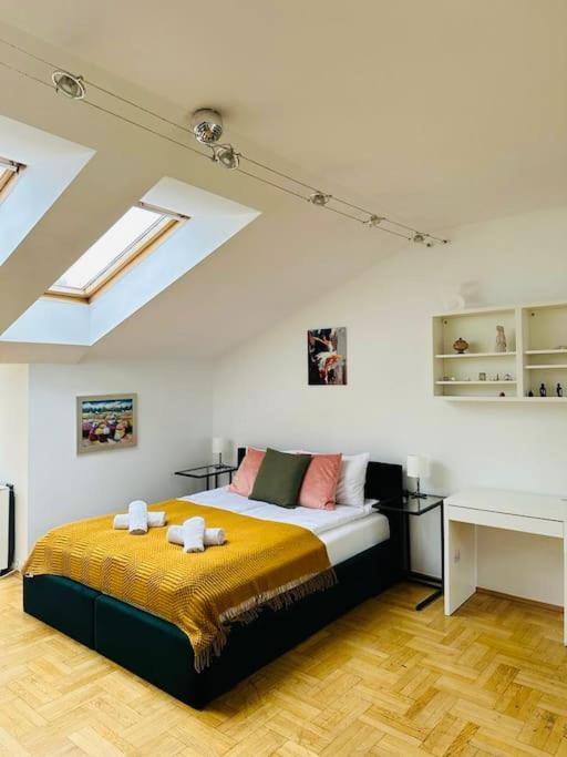 Luna Apartments Krakow Bagian luar foto